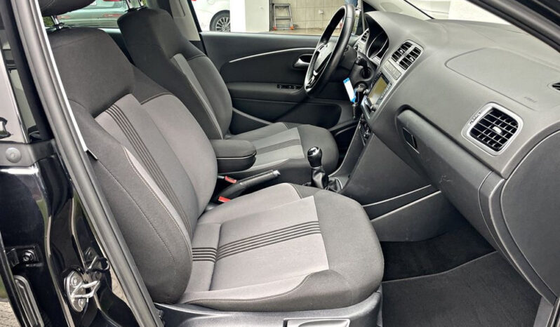 VOLKSWAGEN Polo  | FWD (przód) | Manualna | 90 KM | Czarny full