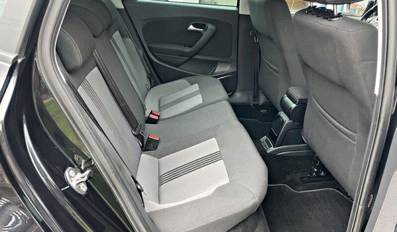 VOLKSWAGEN Polo  | FWD (przód) | Manualna | 90 KM | Czarny full