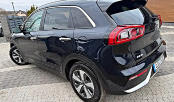 KIA Niro  | FWD (przód) | Automatyczna | 105 KM | Granatowy full