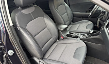 KIA Niro  | FWD (przód) | Automatyczna | 105 KM | Granatowy full
