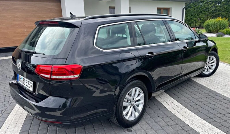 VOLKSWAGEN Passat Variant | FWD (przód) | Automatyczna | 150 KM | Czarny full