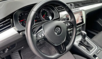 VOLKSWAGEN Passat Variant | FWD (przód) | Automatyczna | 150 KM | Czarny full