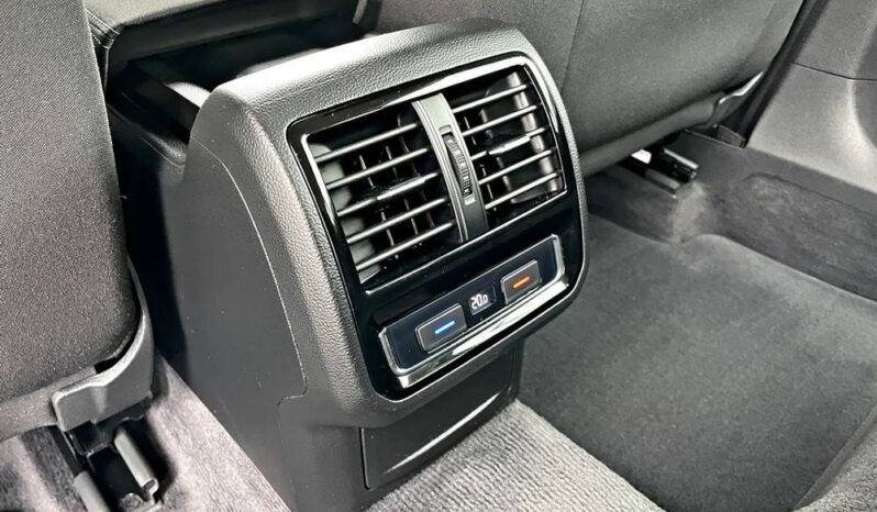 VOLKSWAGEN Passat Variant | FWD (przód) | Automatyczna | 150 KM | Czarny full