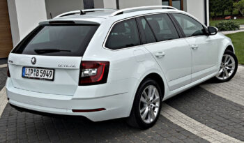 SKODA Octavia  | FWD (przód) | Automatyczna | 150 KM | Biały full