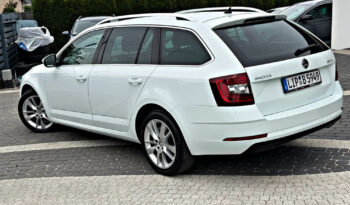 SKODA Octavia  | FWD (przód) | Automatyczna | 150 KM | Biały full