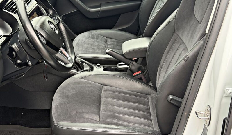 SKODA Octavia  | FWD (przód) | Automatyczna | 150 KM | Biały full