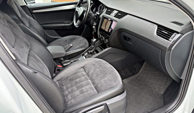 SKODA Octavia  | FWD (przód) | Automatyczna | 150 KM | Biały full