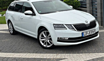 SKODA Octavia  | FWD (przód) | Automatyczna | 150 KM | Biały full