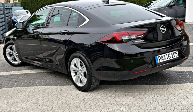 OPEL Insignia  | FWD (przód) | Manualna | 165 KM | Czarny full