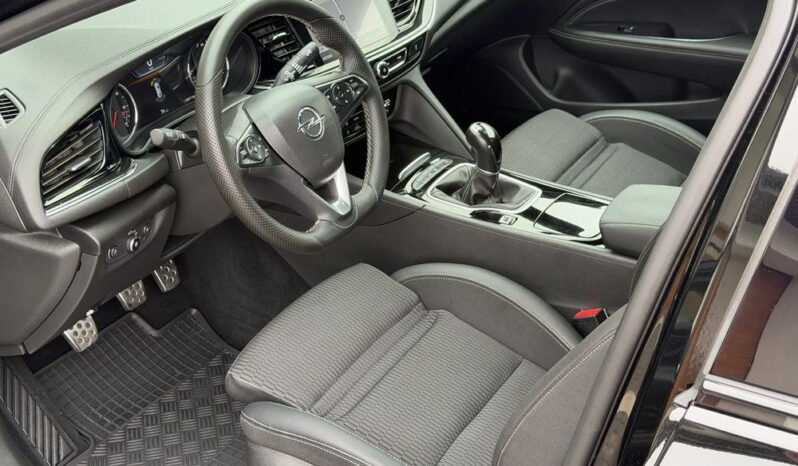 OPEL Insignia  | FWD (przód) | Manualna | 165 KM | Czarny full