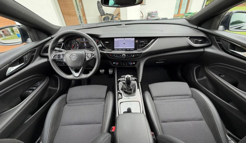 OPEL Insignia  | FWD (przód) | Manualna | 165 KM | Czarny full