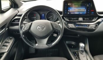 TOYOTA C-HR | FWD (przód) | Automatyczna | 116 KM | Srebrny full