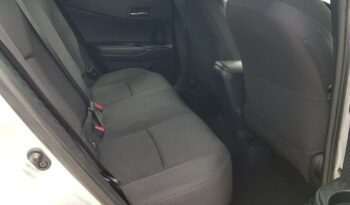 TOYOTA C-HR | FWD (przód) | Automatyczna | 116 KM | Srebrny full