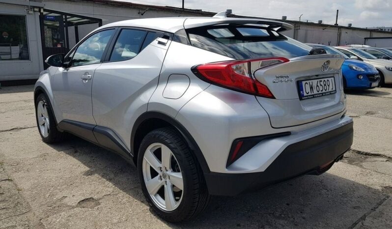 TOYOTA C-HR | FWD (przód) | Automatyczna | 116 KM | Srebrny full