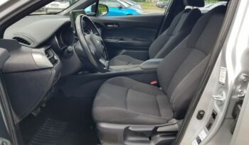 TOYOTA C-HR | FWD (przód) | Automatyczna | 116 KM | Srebrny full