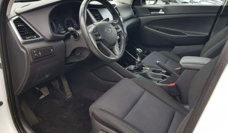 HYUNDAI Tucson  | FWD (przód) | Manualna | 136 KM | Biały full