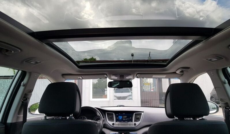 HYUNDAI Tucson  | FWD (przód) | Manualna | 136 KM | Biały full