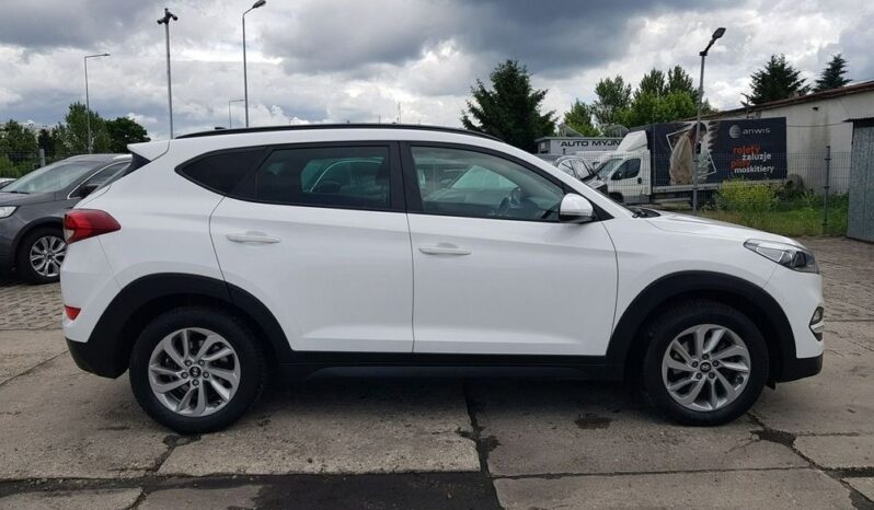 HYUNDAI Tucson  | FWD (przód) | Manualna | 136 KM | Biały full