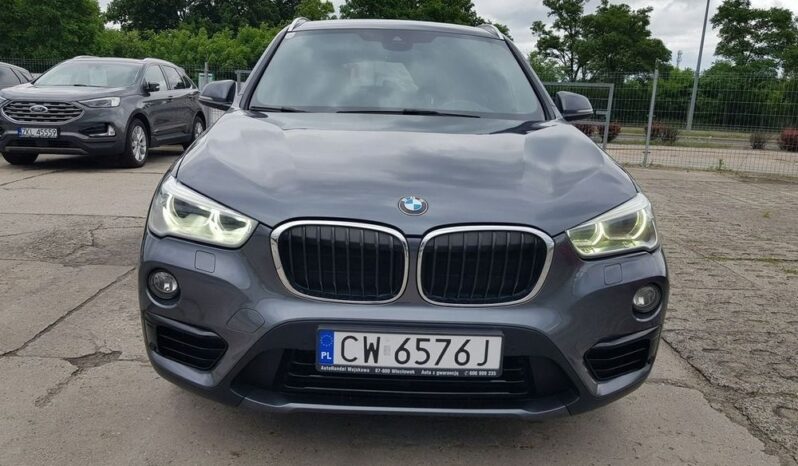 BMW X1  | FWD (przód) | Automatyczna | 150 KM | Szary full