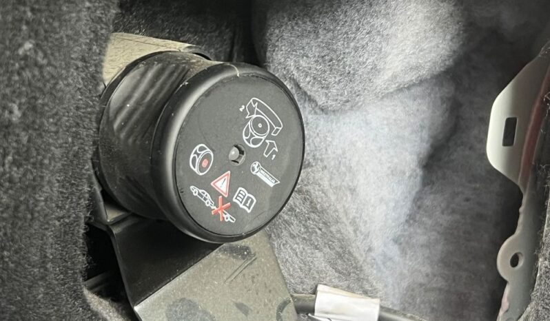 Mercedes-Benz   CLA    156 KM    Automatyczna    FWD (przód)    Biały full