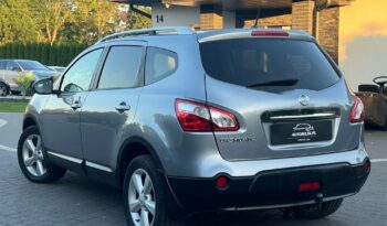 Nissan   Qashqai+2    141 KM    Automatyczna    4×4 (doł. ręcznie)    Szary full