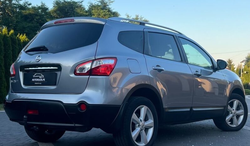 Nissan   Qashqai+2    141 KM    Automatyczna    4×4 (doł. ręcznie)    Szary full