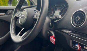 AUDI   A3     150 KM    Manualna    FWD (przód)    Czarny full
