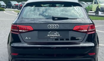 AUDI   A3     150 KM    Manualna    FWD (przód)    Czarny full