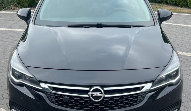 OPEL   Astra    125 KM    Manualna    FWD (przód)    Czarny full