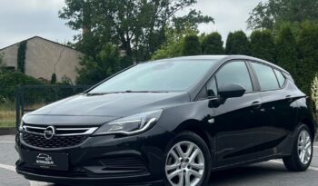 OPEL   Astra    125 KM    Manualna    FWD (przód)    Czarny full