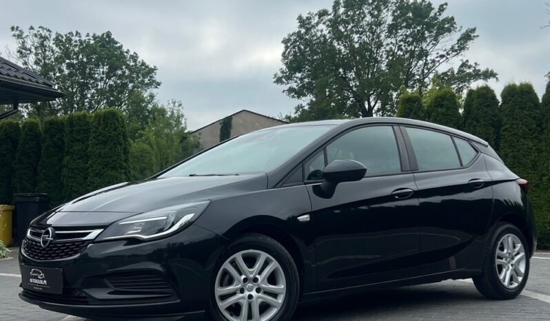 OPEL   Astra    125 KM    Manualna    FWD (przód)    Czarny full