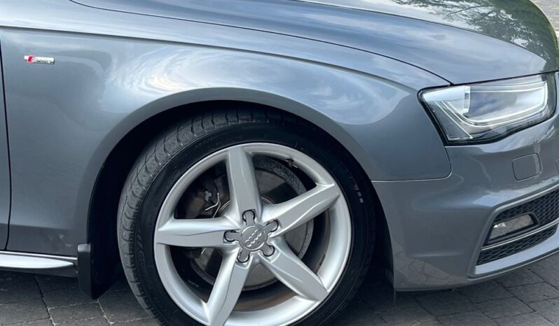 Audi   A4 Avant    177 KM    Automatyczna    4×4 (stały)    Szary full