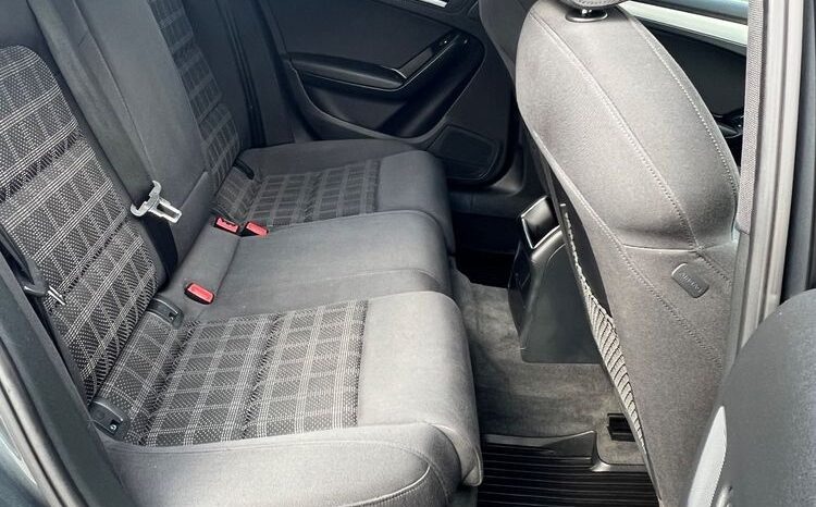 Audi   A4 Avant    177 KM    Automatyczna    4×4 (stały)    Szary full