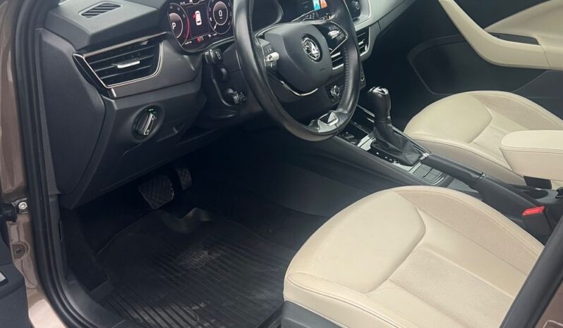 Skoda   Kamiq    110 KM    Automatyczna    FWD (przód)    Brązowy full