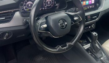 Skoda   Kamiq    110 KM    Automatyczna    FWD (przód)    Brązowy full