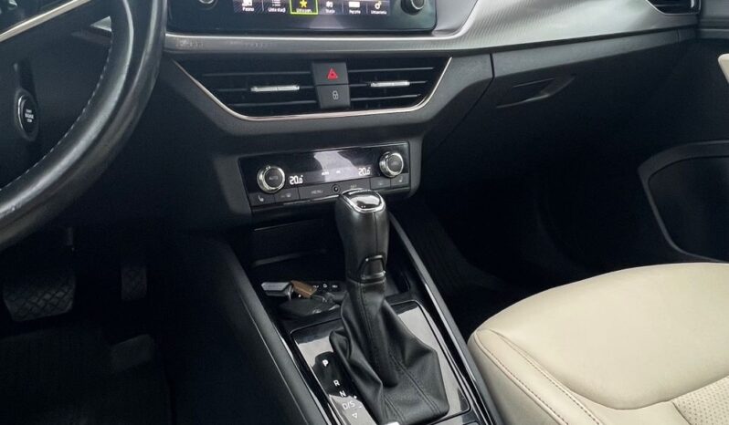 Skoda   Kamiq    110 KM    Automatyczna    FWD (przód)    Brązowy full