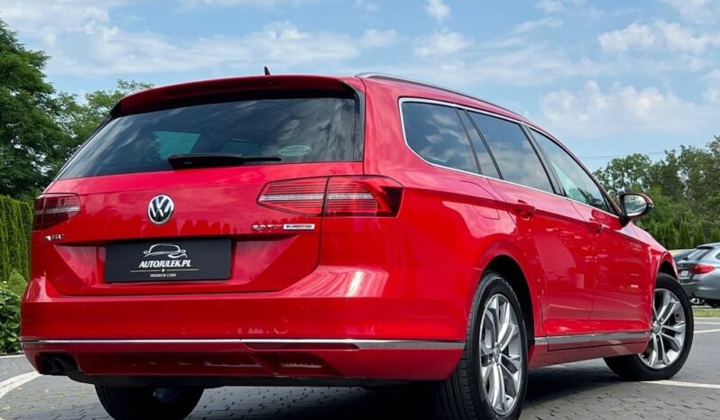 Volkswagen   Passat Variant    190 KM    Automatyczna    FWD (przód)    Czerwony full