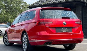 Volkswagen   Passat Variant    190 KM    Automatyczna    FWD (przód)    Czerwony full