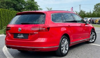 Volkswagen   Passat Variant    190 KM    Automatyczna    FWD (przód)    Czerwony full