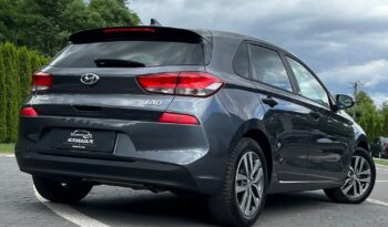 Hyundai   i30    115 KM    Manualna    FWD (przód)    Szary full