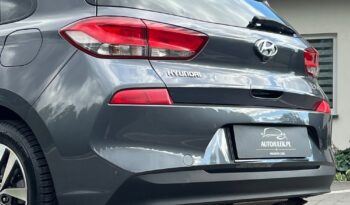 Hyundai   i30    115 KM    Manualna    FWD (przód)    Szary full