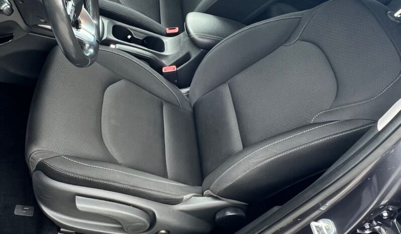 Hyundai   i30    115 KM    Manualna    FWD (przód)    Szary full