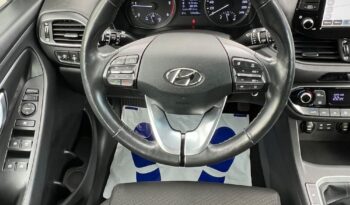 Hyundai   i30    115 KM    Manualna    FWD (przód)    Szary full