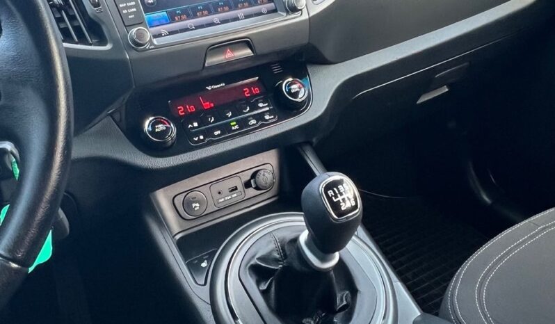 Kia   Sportage    115 KM    Manualna    FWD (przód)    Szary full