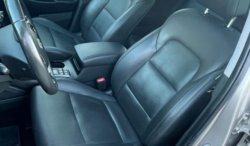 Hyundai   Tucson    177 KM    Automatyczna    4×4 (doł. ręcznie)    Inny kolor full