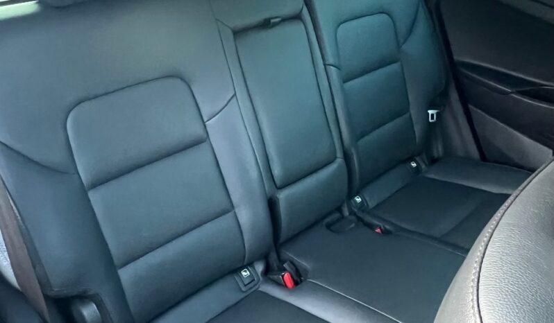 Hyundai   Tucson    177 KM    Automatyczna    4×4 (doł. ręcznie)    Inny kolor full