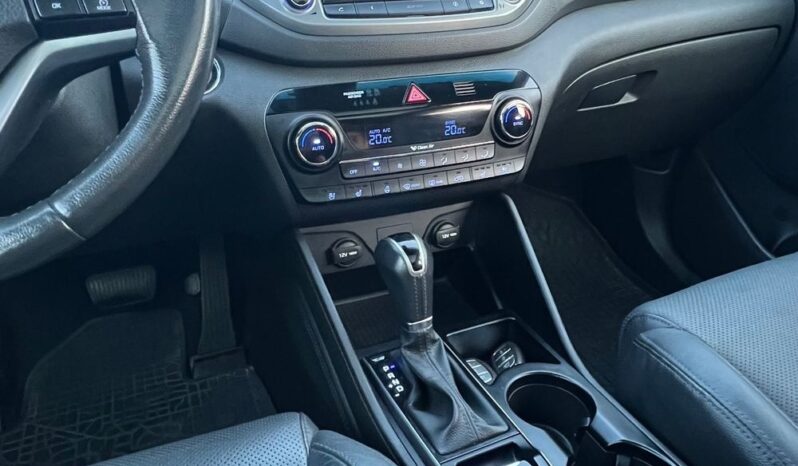 Hyundai   Tucson    177 KM    Automatyczna    4×4 (doł. ręcznie)    Inny kolor full