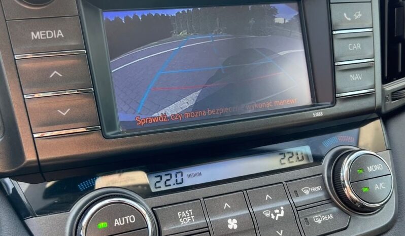 Toyota   RAV4    151 KM    Automatyczna    4×4 (doł. ręcznie)    Biały full