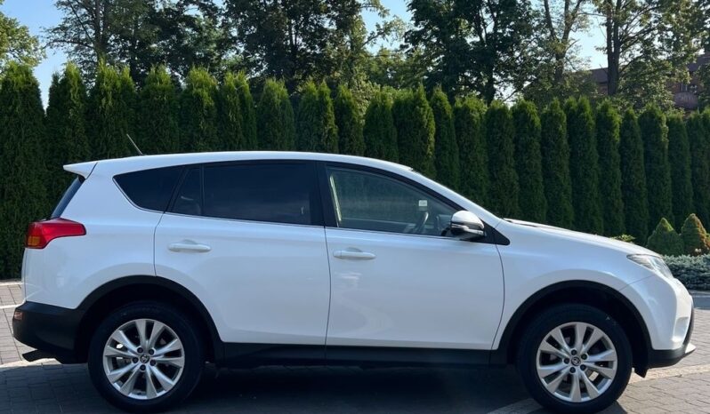 Toyota   RAV4    151 KM    Automatyczna    4×4 (doł. ręcznie)    Biały full