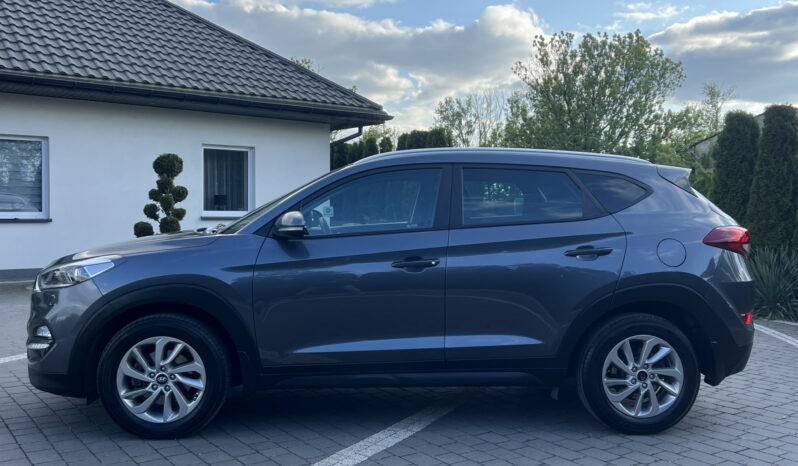 Hyundai   Tucson    141 KM    Automatyczna    FWD (przód)    Szary full